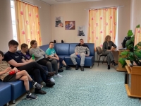 В отделении дневного пребывания молодых инвалидов царил настоящий спортивный азарт и дух зимних Олимпийских игр!